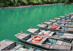 ninh binh sampan boat