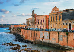 embankment syracusa sicily