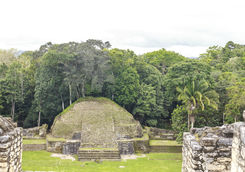 caracol ruins cayo district