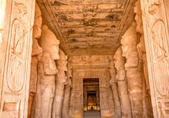 hallway temple of abu simbe