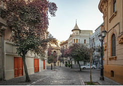 paris londres neighborhood santiago