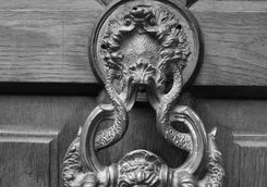 knocker bran castle