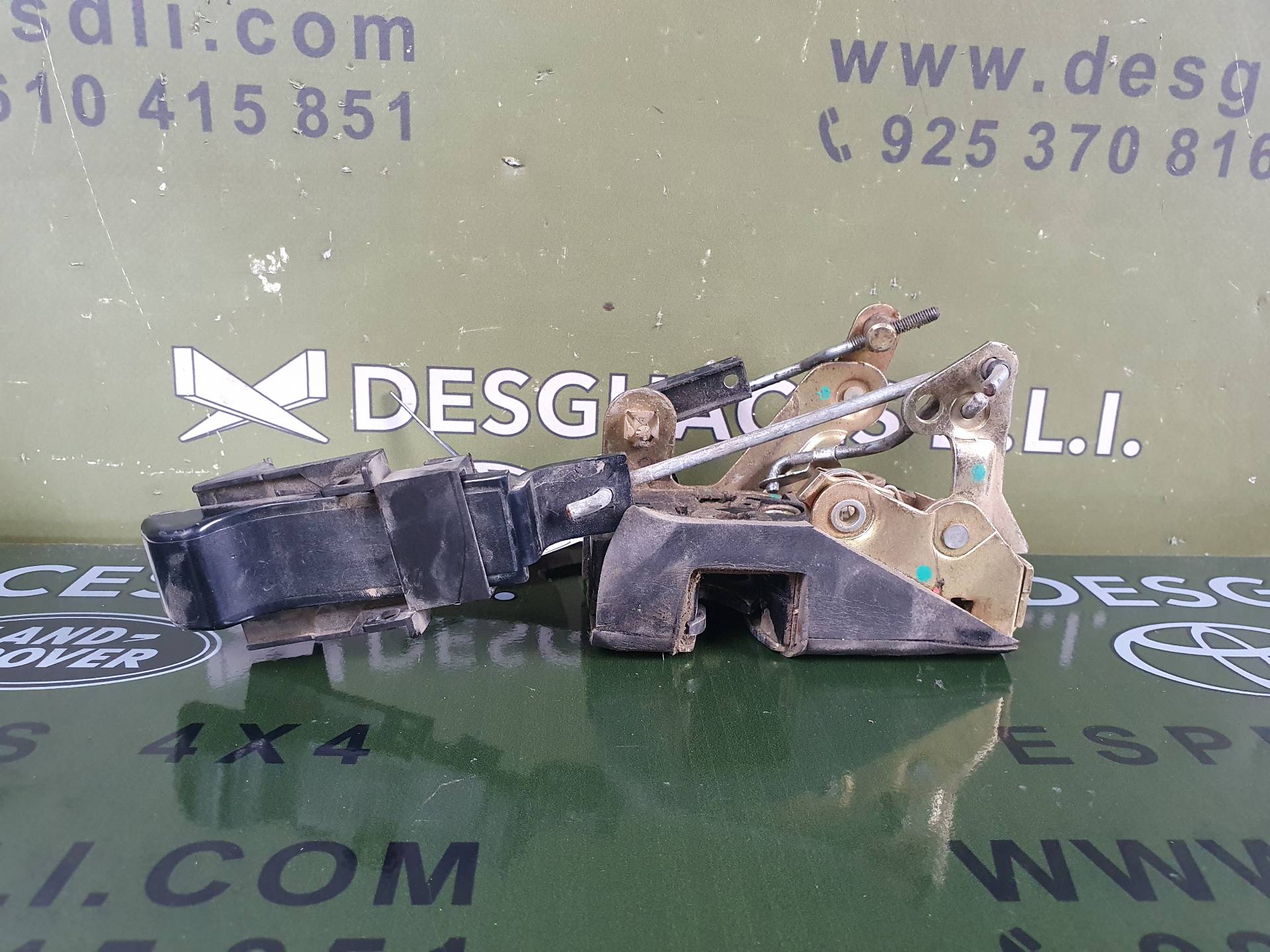 VERROU DE PORTE AVANT DROIT Land Rover ROVER DEFENDER (LD) 110 E Fam...