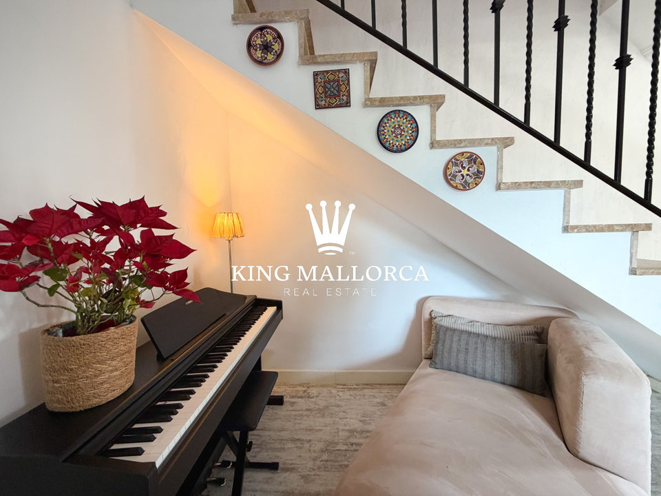 Maravilloso chalet pareado de 3 hab, 2 baños, piscina privada, aparcamiento y gran jardín