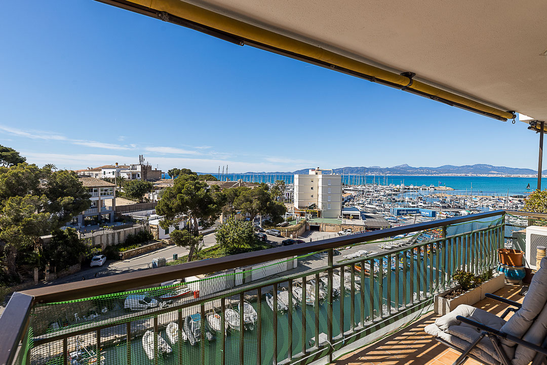 Vivienda en primera línea de mar con vistas inigualables