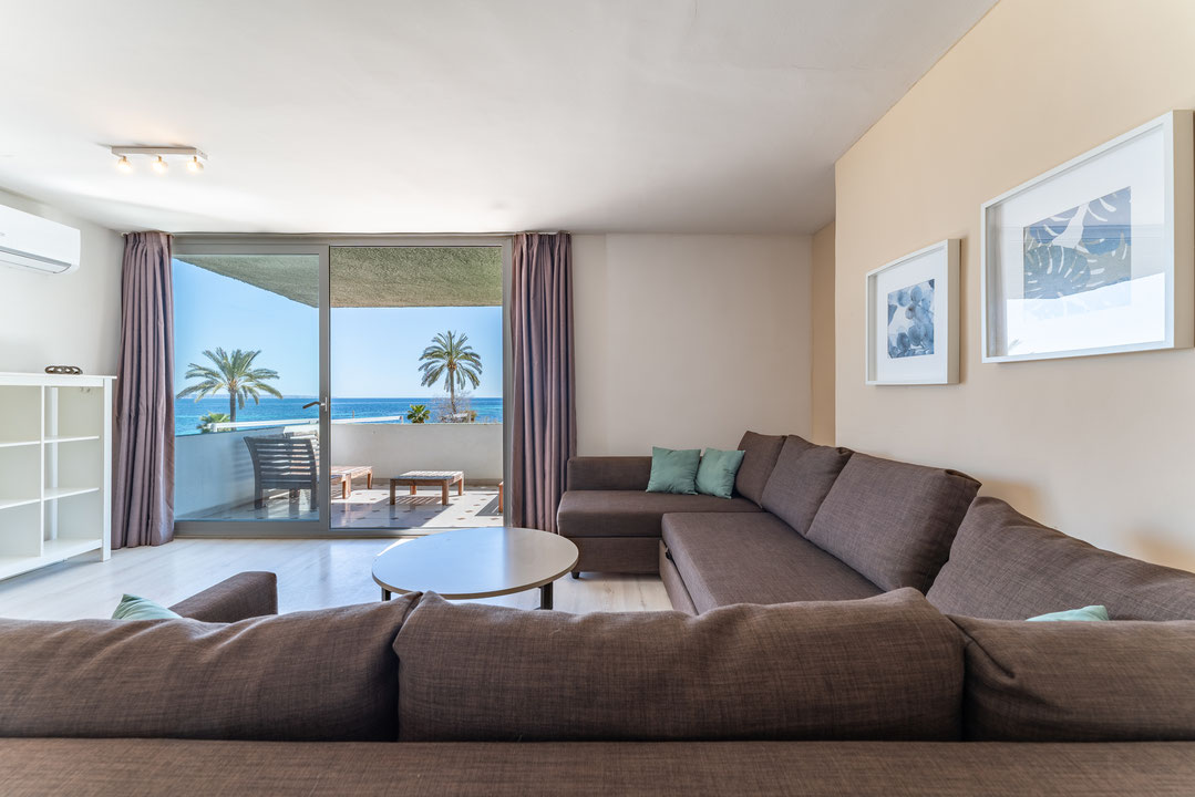 Apartamento en venta en Magaluf en primera línea de mar y acceso directo a la playa