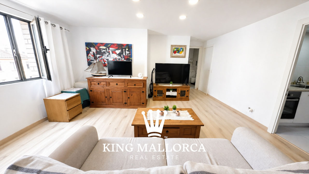 Apartamento Primera Línea de Mar con 4 Dormitorios, 1 Baño (Posibilidad de 2), Terraza, Azotea, 123 m² – Sa Ràpita, Mallorca