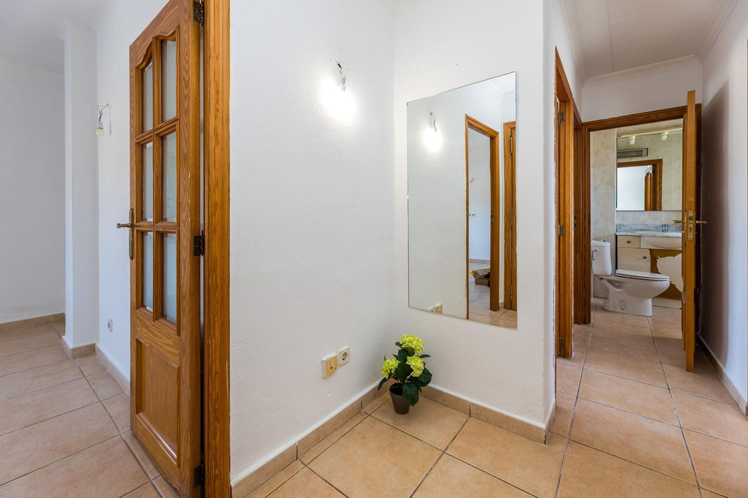  ¡Oportunidad 220.000 € en El Secar de la Real! Primer piso con vistas y alto potencial cerca del nuevo centro universitario San Pablo CEU y del hospital Son Espases