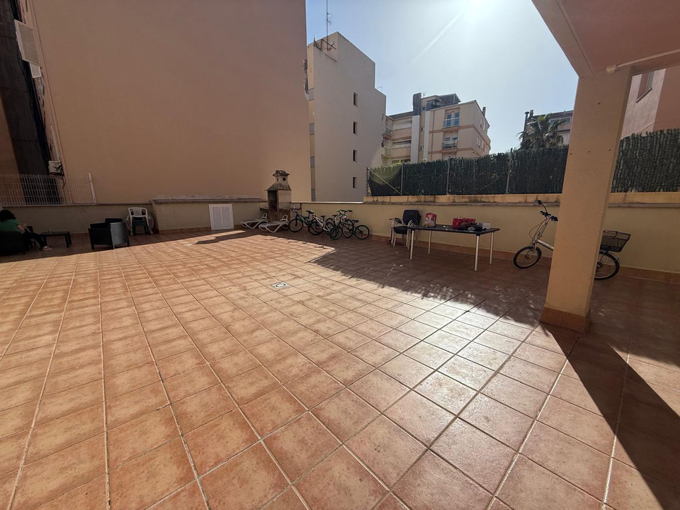 Piso de 2 habitaciones con terraza de 65 m² y garaje en Puerto de Alcúdia
