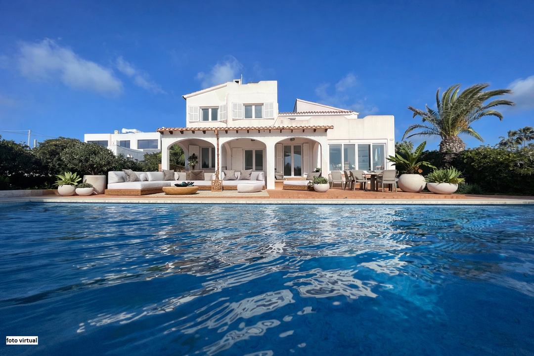 Chalet en semi primera linea