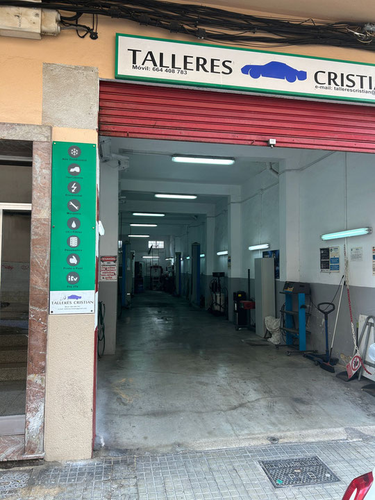 LOCAL EN VENTA (TALLER MECÁNICO)