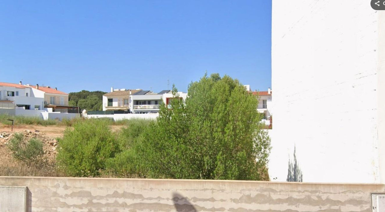 Parcela plurifamiliar en venta