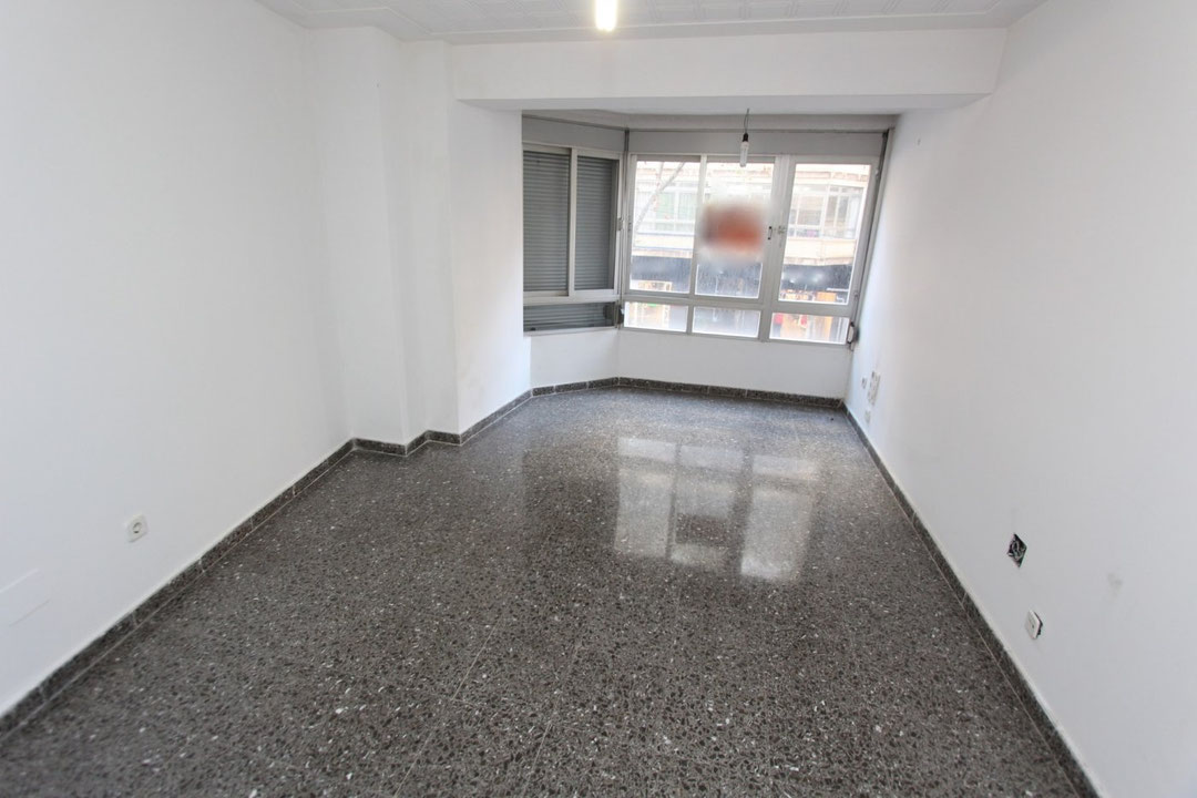 VENTA DESPACHO DE 65 M2 EN LA CALLE PEATONAL DE NUREDDUNA!