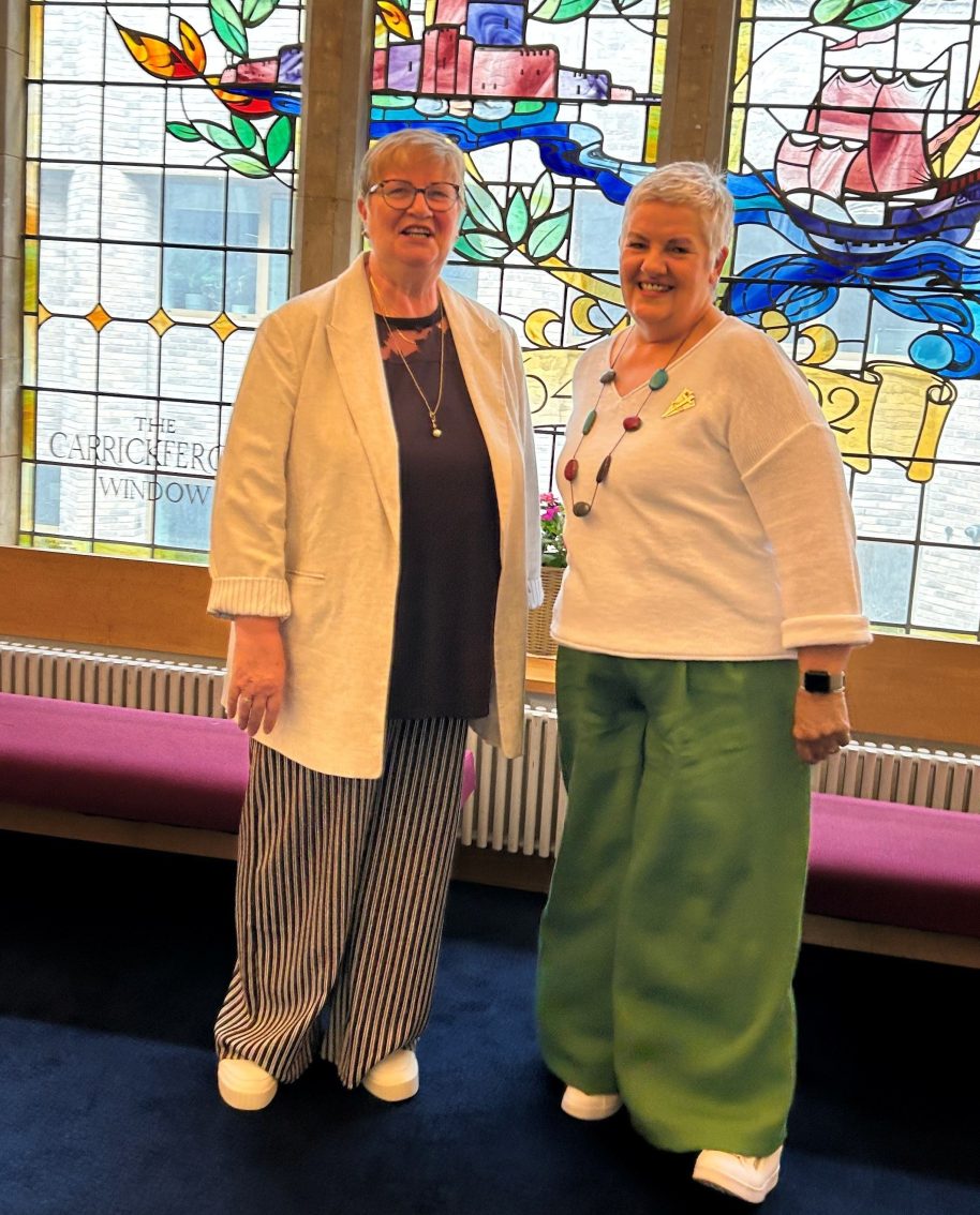 PW Conference 2026 5 Libby Russell left PW President Linda Beattie immediate past president