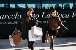 La Roca Village Shopping Express