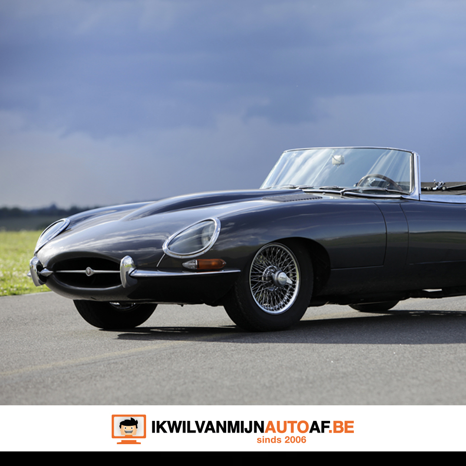 Jaguar XK-E Roadster