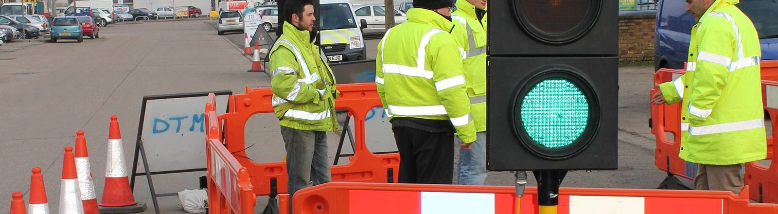 NRSWA Unit 2 signing, lighting and guarding training course from Project Skills Solutions