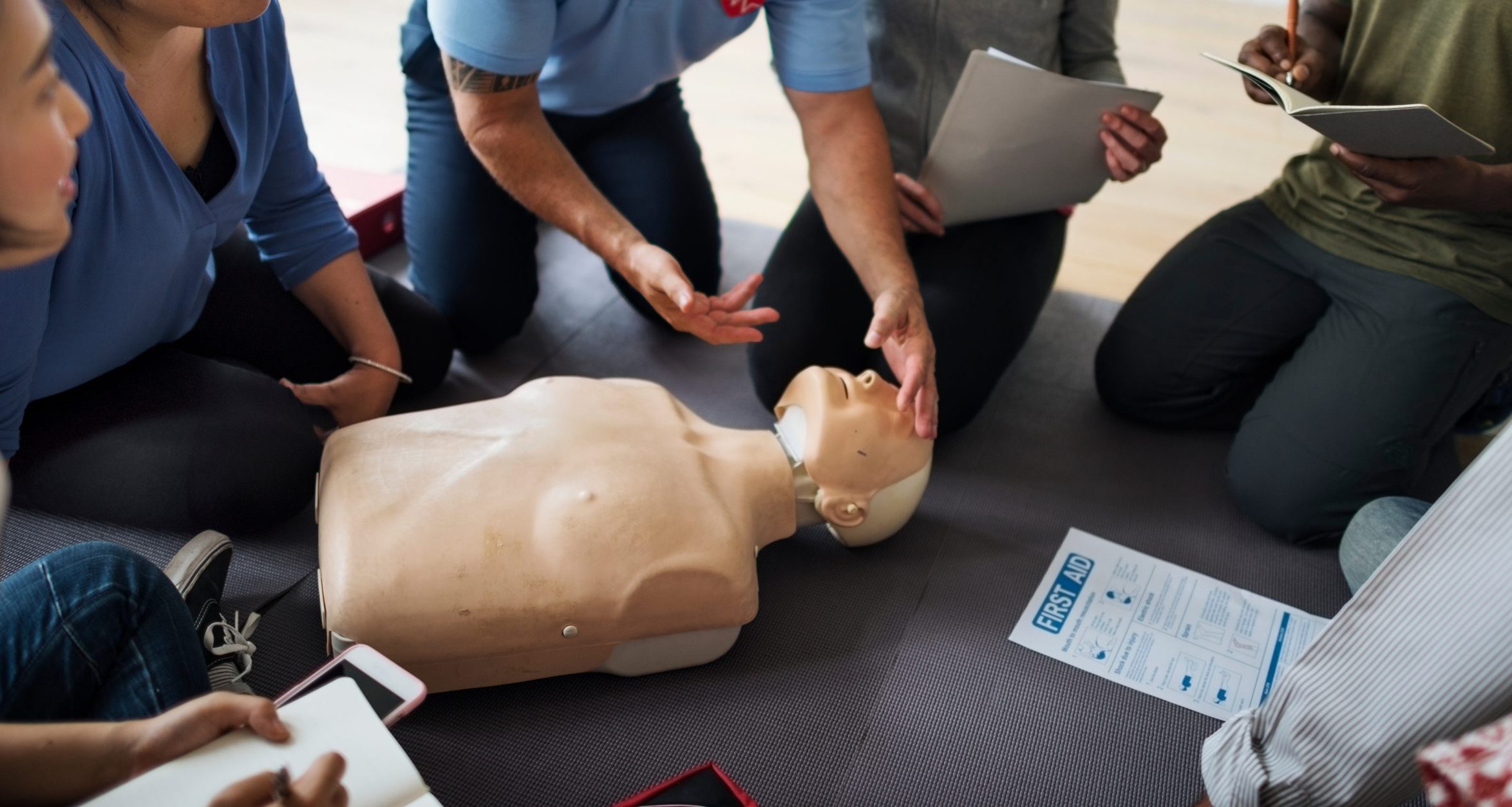First Aid Training Emergency First Aid at Work and First Aid at Work - Project Skills Solutions