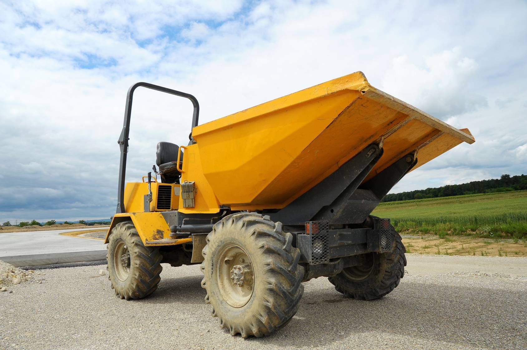 A09 Forward tipping dumper CPCS training