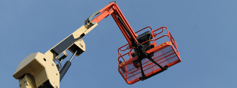 MEWP SA023 at height