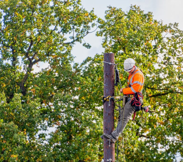 SA001 - Overhead Safety Awareness