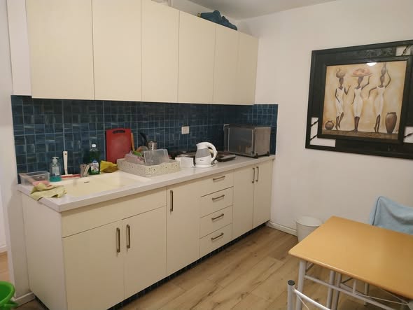 מבוא דקר, הגבעה הצרפתית, ירושלים