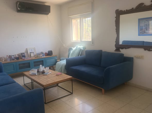 מבוא לבונה, עין חמד, ירושלים