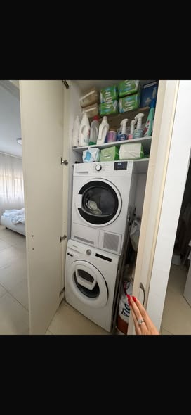 שמיר, גילה, ירושלים