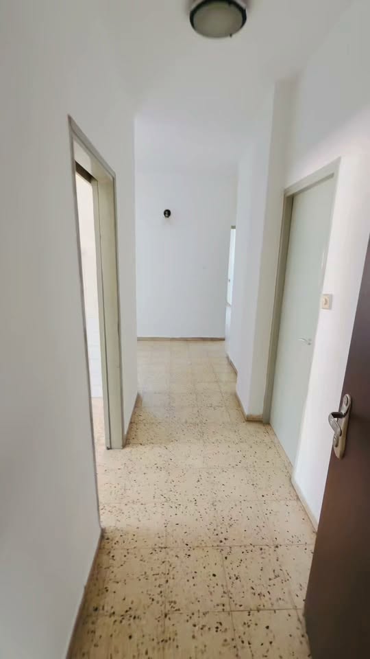 יהושע בן נון, המושבה היוונית, ירושלים