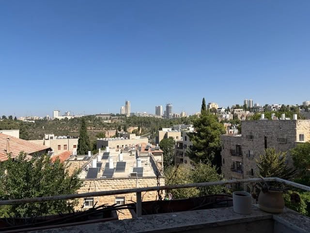 הרב חיים ברלין, רחביה, ירושלים