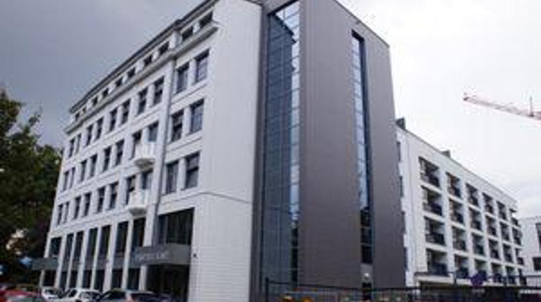 Offices Fabryka Kart, Kraków - offices for rent