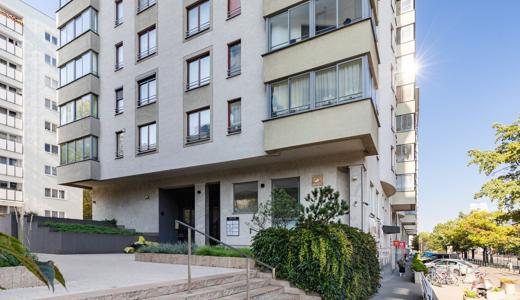 Biura do wynajęcia w Biura Jana Pawła II 61 #1