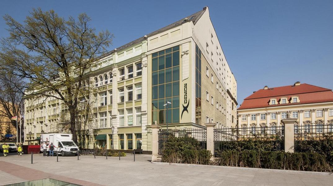 Offices Pod Złotym Dębem, Wrocław - offices for rent