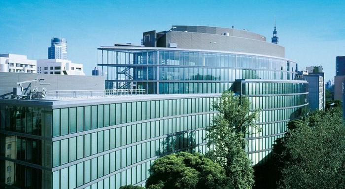 Saski Crescent, Warszawa - biura na wynajem