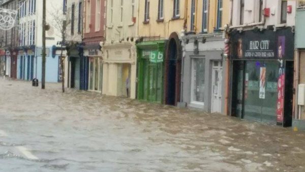 Music Festival Held In East Cork Yesterday In Aid Of Midleton Flood Appeal Hailed A Success - Vimarsana News