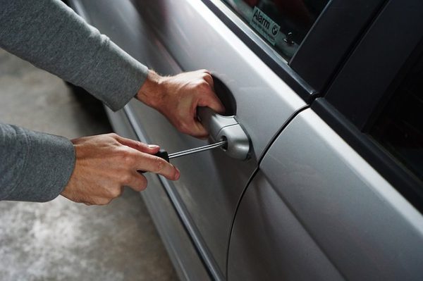 Cork Crime Prevention Officer Warns Two-Pronged Spate Of Car Related Crimes Underway In City - Vimarsana News