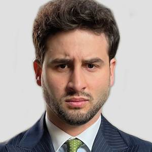 Траннилер тобы балапанды трахает