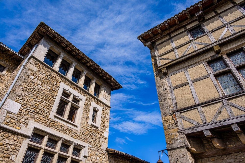 Pérouges medieval city