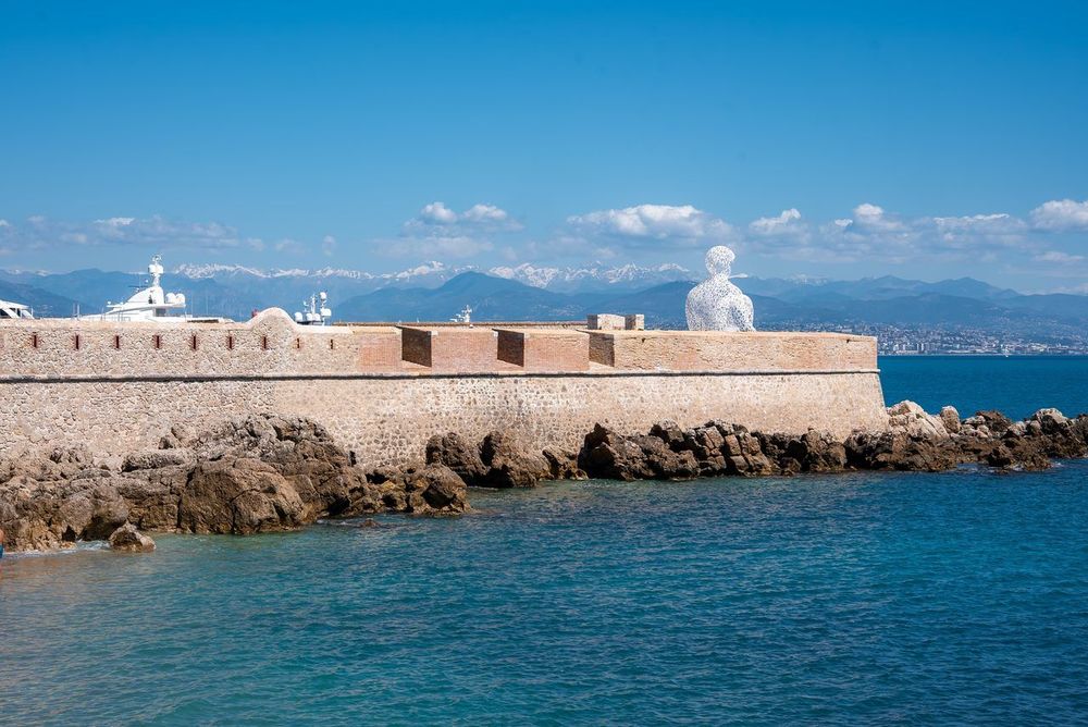 Balade à Antibes : les plus belles promenades et sentiers en 2026