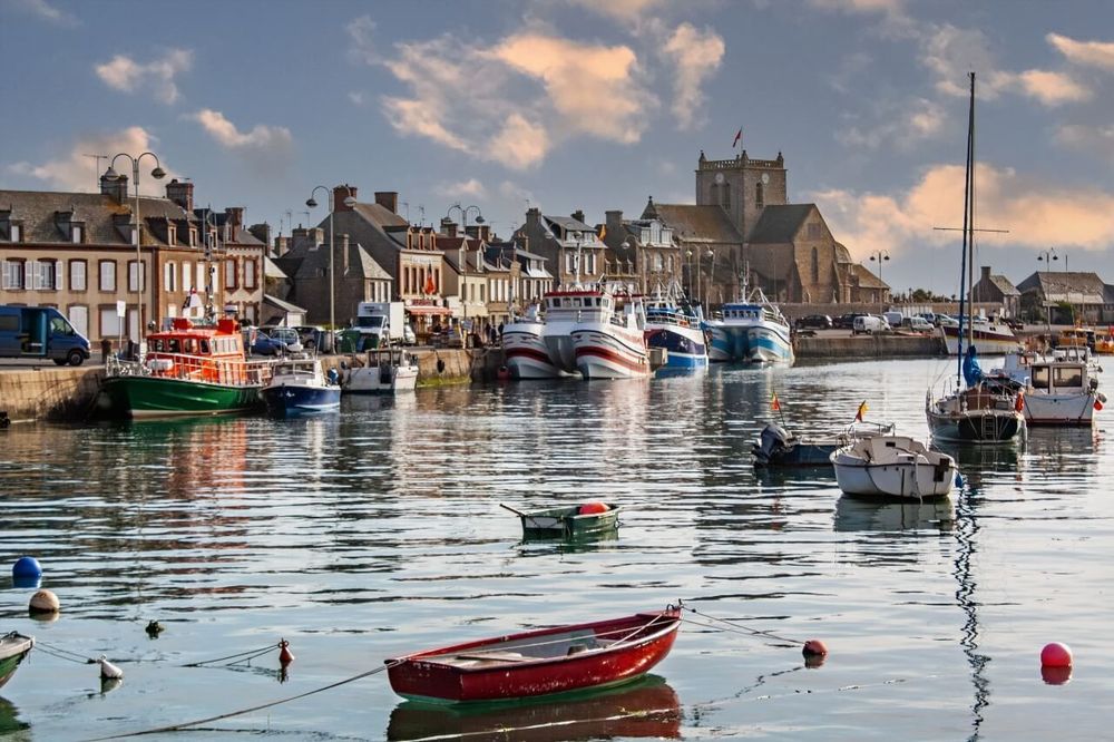 15 villages enchanteurs autour de Caen à découvrir en 2026