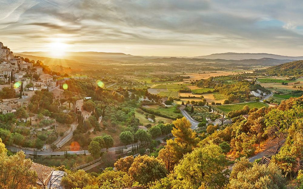 Los 5 pueblos secretos del Luberon para explorar en otoño