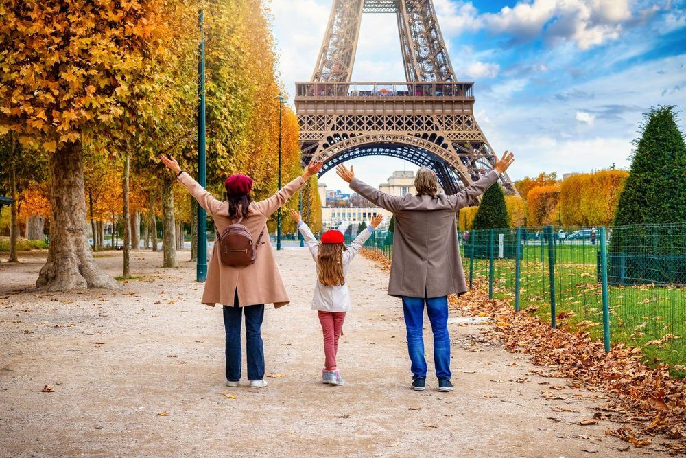 Paris avec des enfants en 2026 : le guide complet pour un séjour réussi en famille
