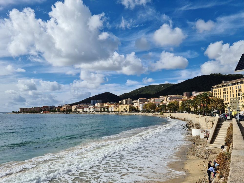 Plages de Bastia 2026 : du centre-ville aux criques sauvages du Cap Corse