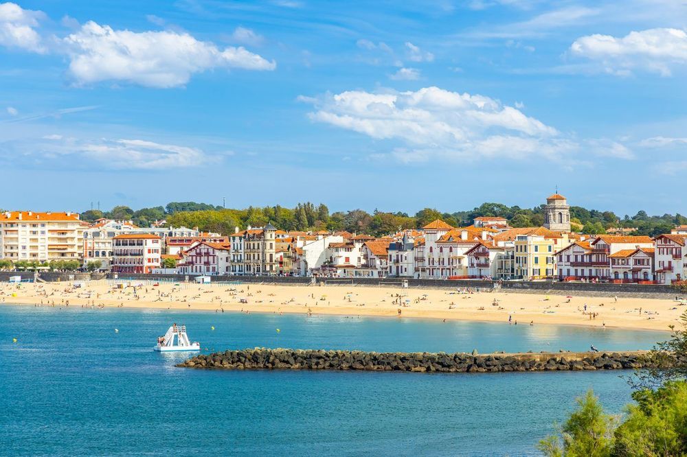 Les plages de Saint-Jean-de-Luz : guide complet pour choisir la vôtre en 2026