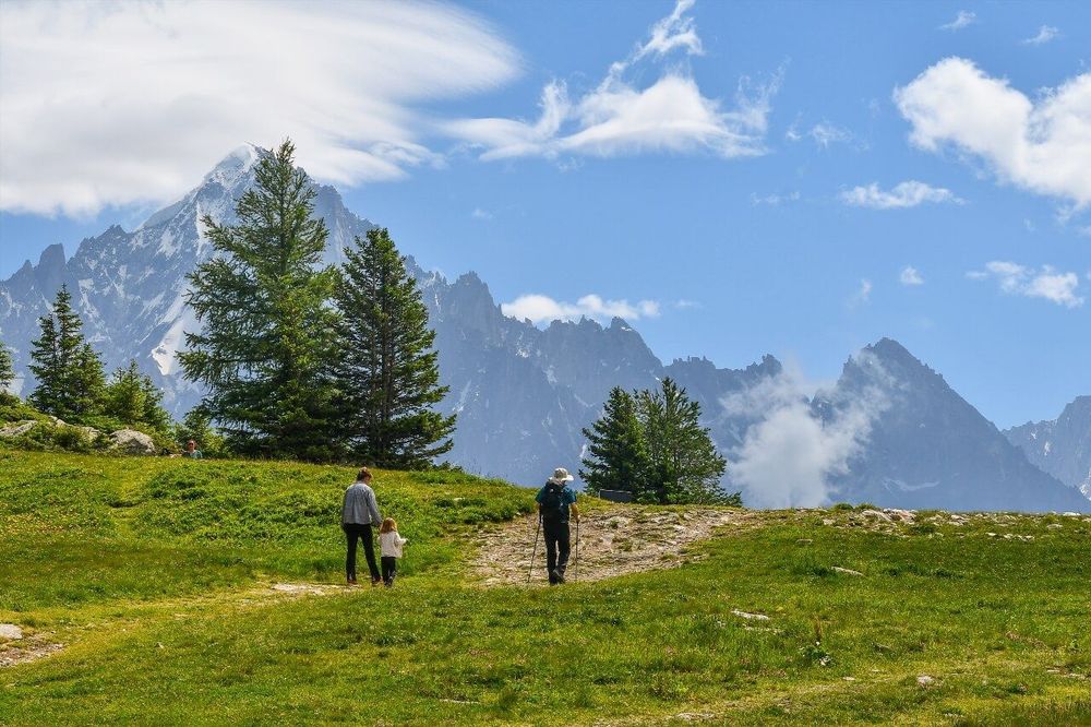 Randonnées en Haute-Savoie : les 15 plus belles balades et sommets (2026)
