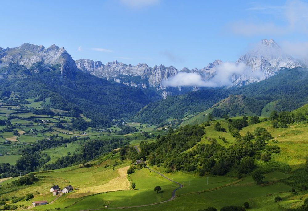 Que faire à Oloron-Sainte-Marie en 2026 : 13 expériences entre Béarn et Pyrénées
