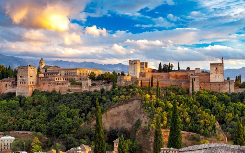 ¿Cuáles son las mejores actividades que hacer en Granada?