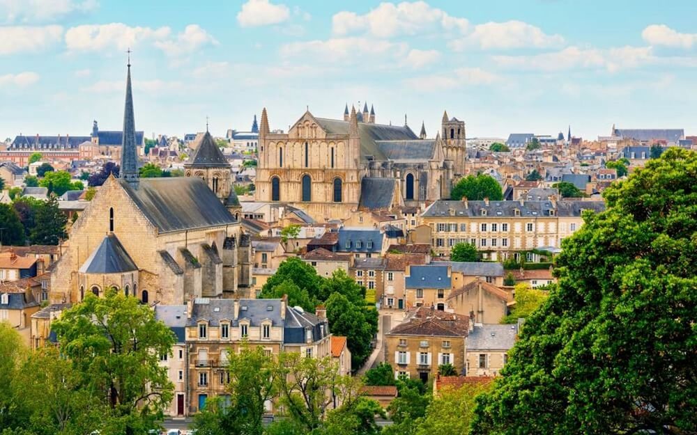 Top 6 activities to do in Poitiers