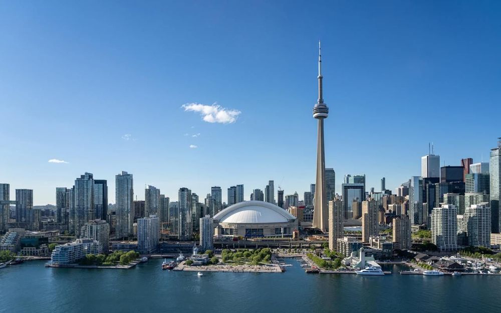 Top 6 Activities to Do in Toronto