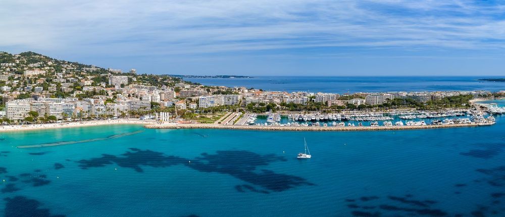 Visiter Cannes en 2 jours : itinéraire complet pour un week-end sur la Croisette (2026)